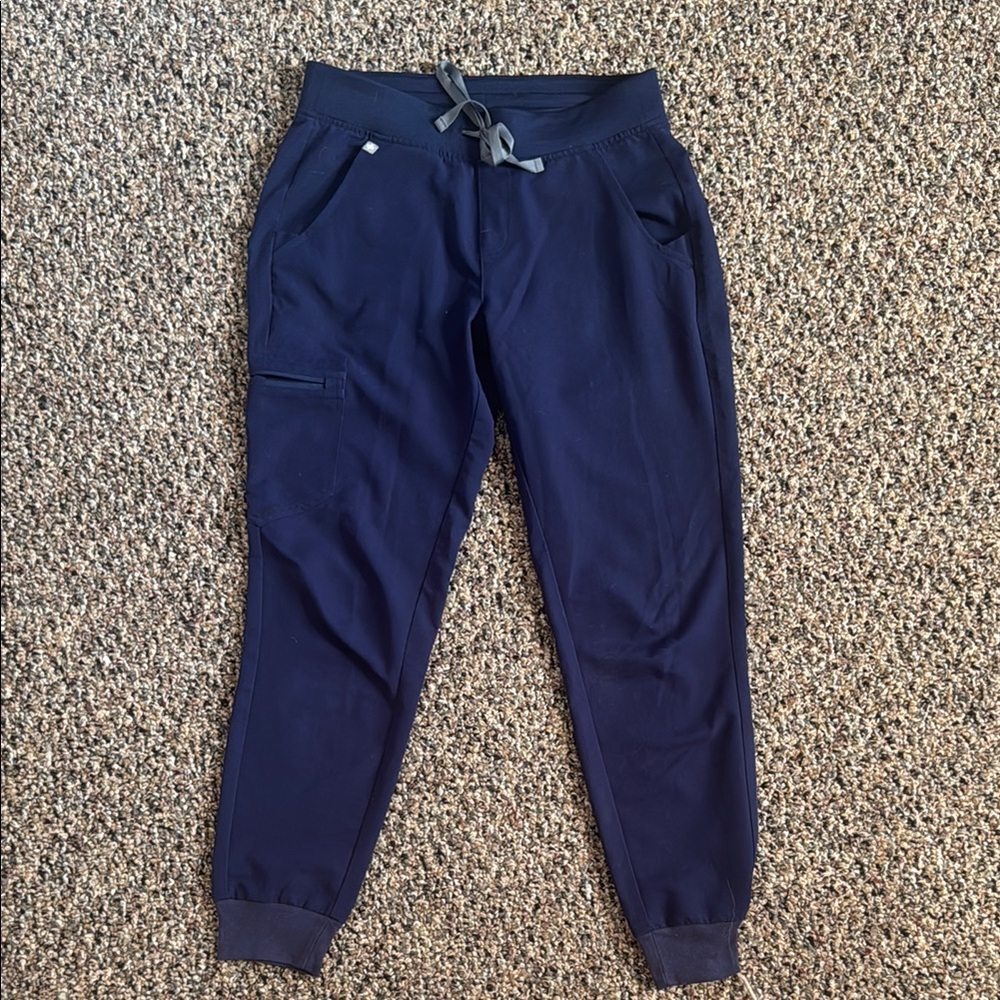 Figs Zamora Joggers Navy in Small